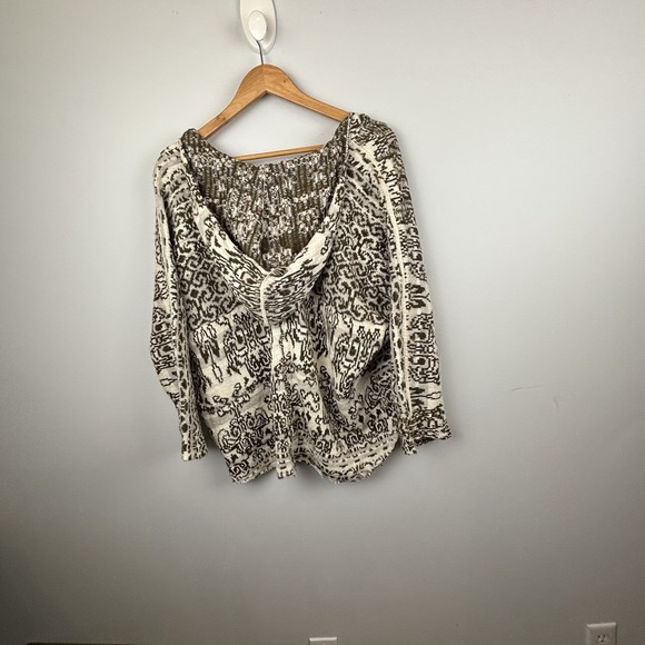 Free People Oversized Hooded Boho Sweater Olive Green Tapestry Soft Knit Sz XS - Picture 6 of 11